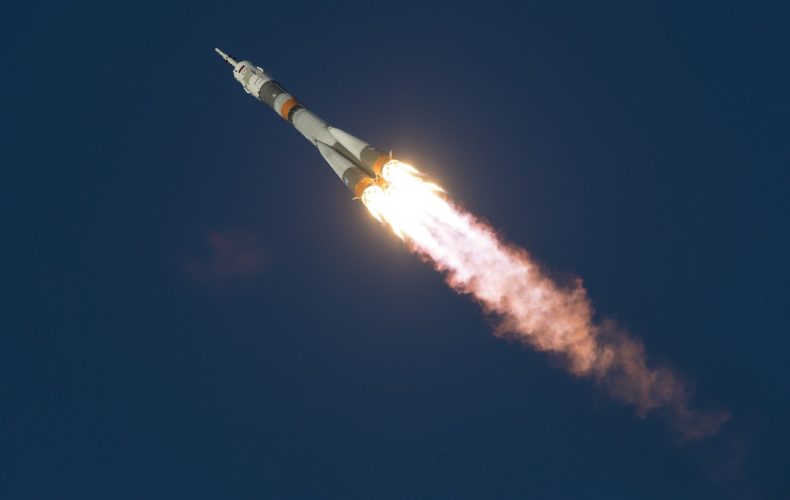 Российский экспорт выходит на "орбиту" -планы освоения луны