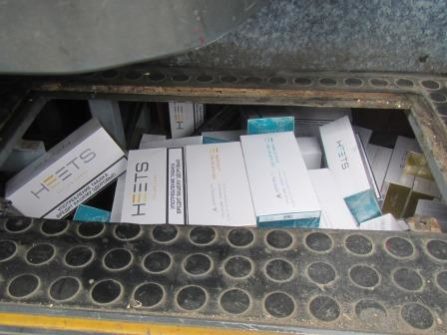 Тайник с табачными стиками обнаружили уссурийские таможенники в салоне китайского автобуса