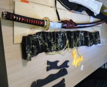 Магаданские таможенники изъяли японский меч катана, незаконно ввезенный в Россию в МПО