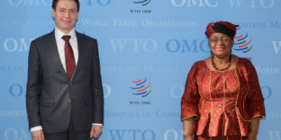 Андрей Слепнев обсудил с новым гендиректором ВТО перспективы сотрудничества ЕЭК со Всемирной торговой организацией
