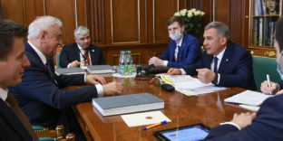 Михаил Мясникович предложил Президенту Республики Татарстан Рустаму Минниханову развивать кооперационные проекты со странами ЕАЭС