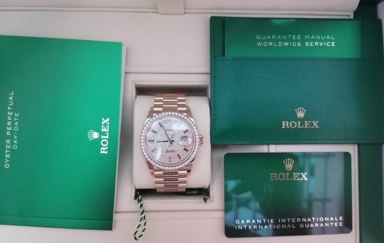 Сотрудники Шереметьевской таможни обнаружили у пассажира из ОАЭ незадекларированные часы стоимостью более 6 млн рублей