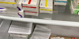 Подмосковные таможенники выявили нарушения маркировки лекарств в московской аптеке